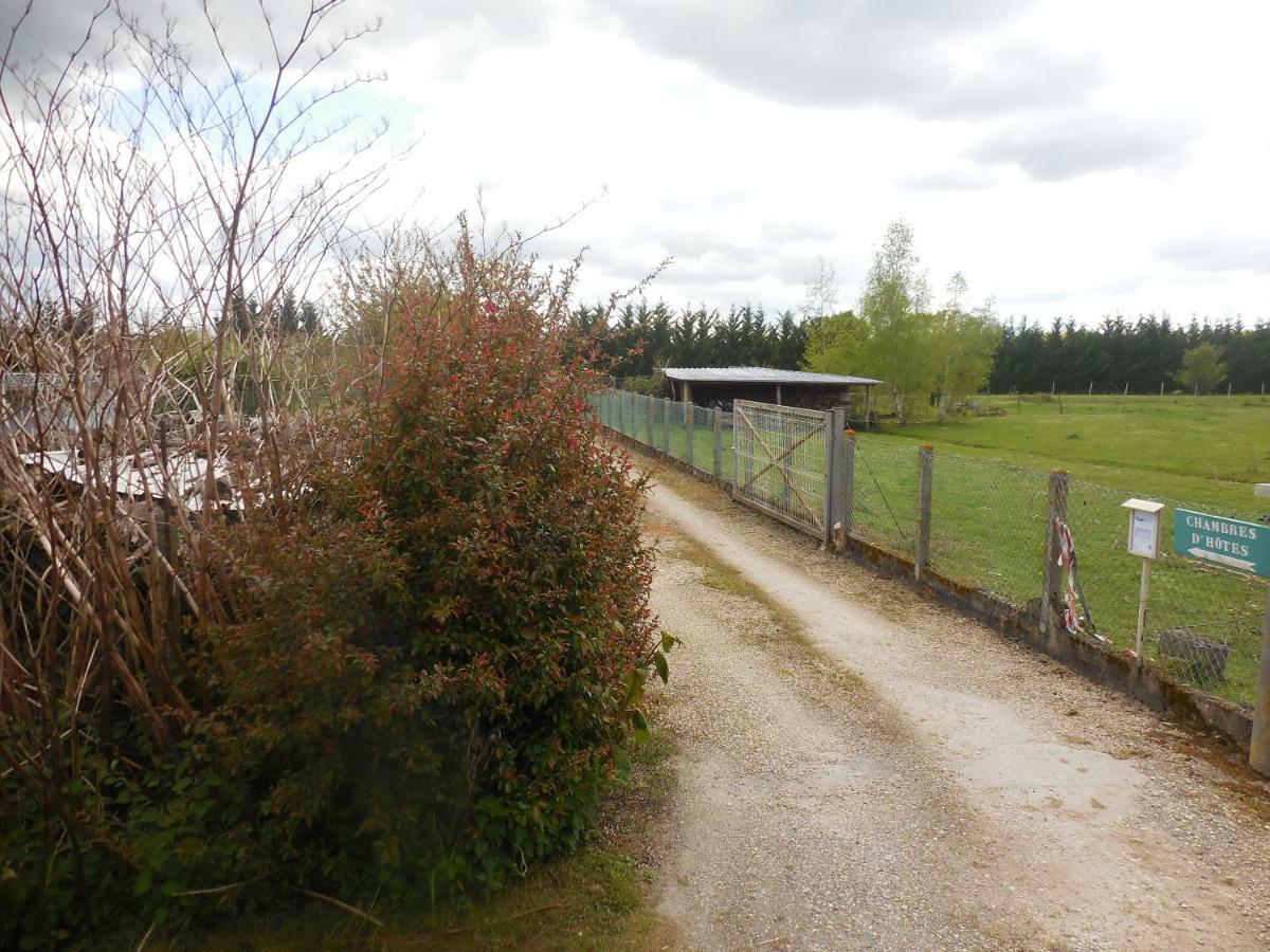 Les Rouches Bed & Breakfast Cormeray Екстериор снимка